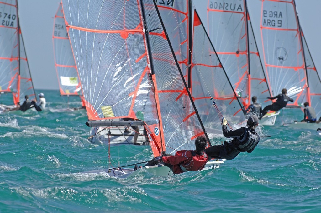29er World Championships<br />
start. Sail Melbourne 2008 © Jeff Crow/ Sport the Library http://www.sportlibrary.com.au